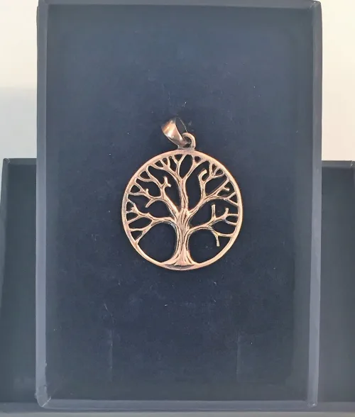 Vikinge vedhæng i bronze - Livets træ "Yggdrasil" rund lille vikingesmykke - vedhæng livets træ yggdrasil i bronze