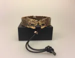 Armbånd bronze med Fenrisulven, fenris, loke, lokes søn, ragnarok, ulv, Armbånd bronze med keltisk evighedsflet ,Vikingearmbånd, vikingesmykker, fund, vikingefund, smykker, armring, herresmykke, herrearmbånd, til mænd, keltisk, flet, fletværk, uendelig, evig, museums, museumssmykker, biti, ribe