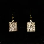 Bronze Ørehængere - Guldgubbe Kys, Vikinge Ørehængere i bronze - Guldgubbe kys, kærlighed, amulet, symbol, kærlighedsgave, valentinesgave, forlovelse, bryllup, kæreste, kærester, vikingesmykker, vikingefund, museumssmykker, kopismykker, vikingekopi, fund, ribe, biti, dansk, vikingesmykker bronze ørehængere guldgubbe kys