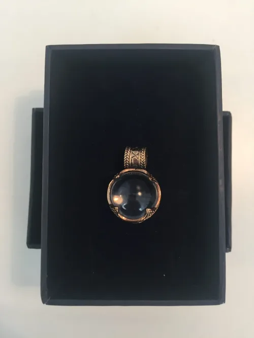 vikingesmykker - vikingevedhæng m gotlandsk krystal