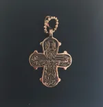 Bronze vedhæng Dagmarkors stort, dronning dagmar, ribe, bronze, bronzekors, gyldent, billigt, stort, kors, smukt, kraftigt, flot, vikinger, vikingetid, vikingesmykker, domkirke, ribe,