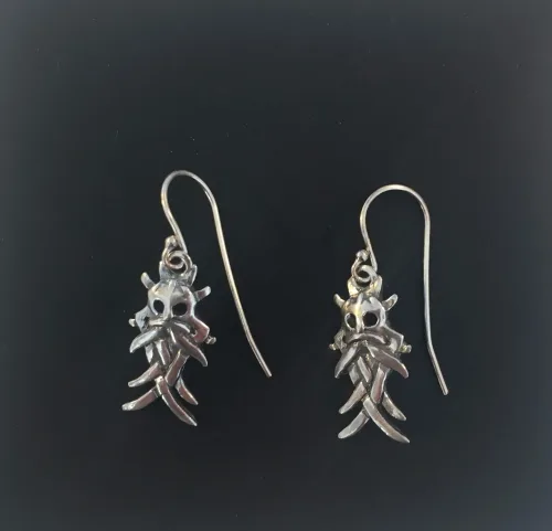 Vikingeøreringe i sølv - Odinmaske vikingesmykker - odinmaske ørehængere øreringe, århusmasken, moesgaard, vikingesmykker, fund, udgravninger, museumssmykker, sølv, ægte, øreringe, kopi, historiske, små, interessante, odin, odinsmaske, ribe, biti