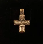 Vedhæng i Bronze - Kors med Kristus