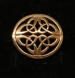 Vikingebroche i bronze - Keltisk flet evigheden, oval, broche, bronze, vikinge, smykker, kopismykker, vikingekopi, keltisk, museumssmykker, vikingefund, fund, danefæ, nordisk, aser, asatro, asgård, midgård, udgård, odin, thor, ydun, idun, freja, ribe, vadehavet, nordens ældste by, danmarks ældste by, biti