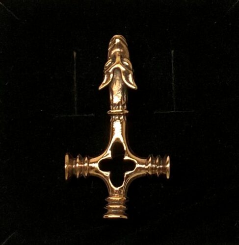 Vikingevedhæng i bronze - "Islandsk Kors" med Fenris vikingesmykke - vikingevedhæng vedhæng bronze vikinge kors ulvekorset islandsk