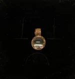 Vikingevedhæng i bronze - Gotlandsk krystal - S, Vikingevedhæng i bronze - Gotlandsk Bjergkrystal lille, museumssmykker, vikingesmykker, vedhæng, bronze, kobber, fund, udgravninger, kopi, smykker, ægte, original, aser, gamle, nordiske, guder, mytologi, nordisk, vikingetiden, biti, ribe,