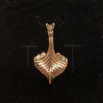 Vikingevedhæng i bronze - Vikingeskib "Stævn med drage" Vikingesmykke vikingeskib - vikingevedhæng skib stævn bronze
