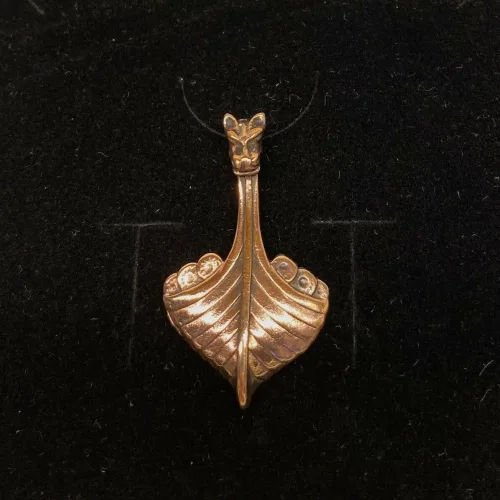 Vikingevedhæng i bronze - Vikingeskib "Stævn med drage" Vikingesmykke vikingeskib - vikingevedhæng skib stævn bronze