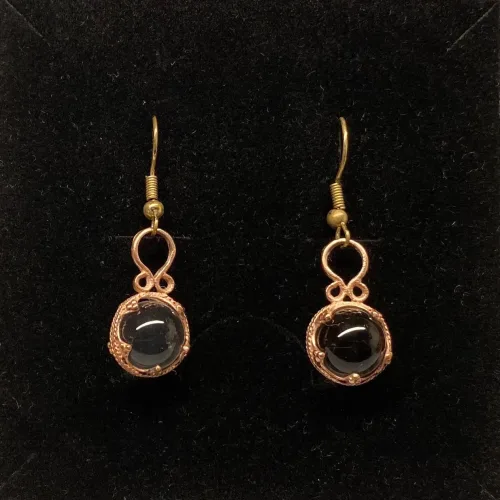 Ørehængere Bronze - Gotlandsk krystal 12 mm, Ørehængere Bronze - Gotlandsk krystal 10 mm, Vikinge Ørehængere i bronze - Gotlandsk krystal enkel, ørehængere, øreringe, ørenringe, øresmykker, bronze, smykker, vikingesmykker, museumssmykker, museums, kopismykker, vikingekopier, oldtidsfund, historiske smykker, ægte, originale, aser, nordisk, nordiske, mytologi, gamle, symbolik, amuletter, specielle, kvalitet, ribe, biti, fund,