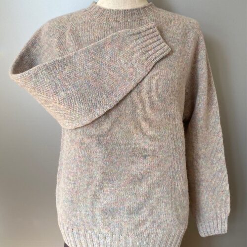 Harley of Scotland Lambswool Pullover - Pastel mix, perlemor, perlemorsfarver, pastelfarver, lys, grå, lysegrå, meleret, feminin, dæmpet, diskret, smuk, enkel, luksus, klassisk, stilig, sporty, skotsk, pullover, pige, dame, til piger, sweater, striktrøje, biti, ribe