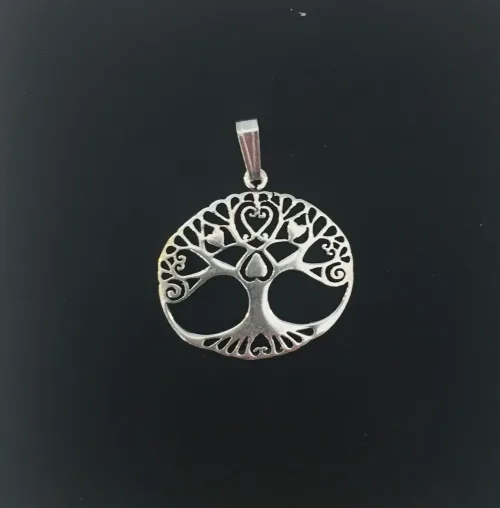 Vikingevedhæng i sølv - Livets træ ovalt med hjerter flad - asatro, thor, freja, fenris, livets træ, livstræ, kærlighed, konfirmationsgave, mors dag, gave ide, sølvvedhæng, sølv, sterling sølv, vikingesmykke,