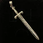 Vikingevedhæng i sølv - Sværd, vikingesmykke, museums, museumssmykker, kopismykker, vikinger, ribe, nordens ældste, vadehavet, nationalpark, biti, nordiske smykker, guder,