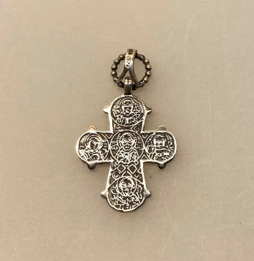 Vedhæng i Sølv - Dagmarkors Stort, Vedhæng i sølv - Dagmarkors mellem, vikingesmykker, museumssmykker, kopi smykker, dagmar, dronning dagmar, ribe, vadehavet, fund, kors, biti, Vedhæng i sølv - Dagmarkors stort, sølvkors, dronning, Dagmar, ud i Ribe, sølvvedhæng, sølvkors, kors, sølvsmykke, stort, flot, ribe, fund, museumssmykker, kopi, ægte, original, sterling sølv,,