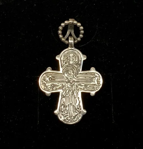 Vedhæng i Sølv - Dagmarkors Stort, Vedhæng i sølv - Dagmarkors mellem, vikingesmykker, museumssmykker, kopi smykker, dagmar, dronning dagmar, ribe, vadehavet, fund, kors, biti, Vedhæng i sølv - Dagmarkors stort, sølvkors, dronning, Dagmar, ud i Ribe, sølvvedhæng, sølvkors, kors, sølvsmykke, stort, flot, ribe, fund, museumssmykker, kopi, ægte, original, sterling sølv,,