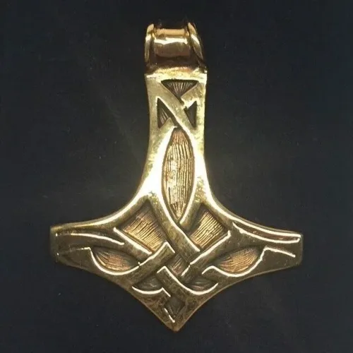 vikingevedhæng bronze thorshammer mjølner, keltisk flet, stor, smal, evigheden, mjølner, thorshammer, vedhæng,smykke, bronze, vikingesmykke, vikinger, gamle, guder, museums, museumssmykker, nordiske, guder, aser, asgaard, kopi, vikingekopi, udgravninger, gylden, bronze, halskæde, gaveide, maskulin, til mænd, til drenge, herre, flas, ikke for tung, ægye, original, speciel, amulet, biti, ribe