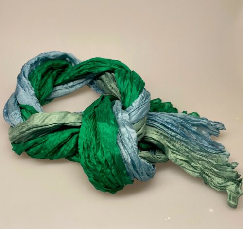 1664, Twistet Silketørklæde 1664 - Grøn/Aqua, blå, grøn, violet, violblå, krøllet silke, snoet silke, silke, silketørklæde, crash, crinkle, krinkle, silketørklæde, snoet tørklæde, biti, ribe