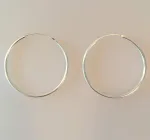 sø, 2045, Creoler i sølv Ø 45 mm glatte hoops 2 mm, store, tynde, flotte, hoops, creoler, øreringe, ørenringe, sølvøreringe, sølvhoops, ægte, sterling, sølv, 925, massive, holdbare, billige, nikkelfri, allergivenlige, allergitestede, danske, brands, nye, tilbud, lette, moderne, gaveide, konfirmation, student, stine a, enamel, kønig, enamel, maanesten, pico, biti, ribe