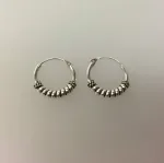 Ø 12 mm - Creol øreringe sølv med kraftig glat og twistet snoning, Sølvøreringe, sølv smykker, ørenringe, øreringe, runde, ringe, hoops, creol, creoler, biti, ribe, vikingesmykker, museums, kopi, runde, ægte, sterlingsølv, billige, holdbare, kvalitet, stine a, maanesten, pico