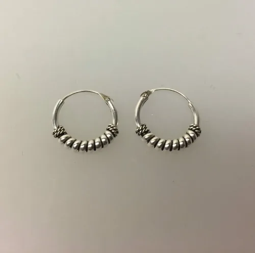 Ø 12 mm - Creol øreringe sølv med kraftig glat og twistet snoning, Sølvøreringe, sølv smykker, ørenringe, øreringe, runde, ringe, hoops, creol, creoler, biti, ribe, vikingesmykker, museums, kopi, runde, ægte, sterlingsølv, billige, holdbare, kvalitet, stine a, maanesten, pico