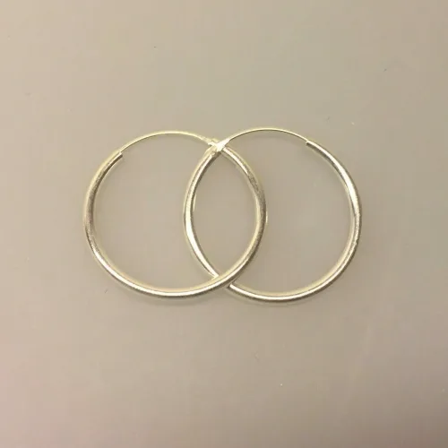 Creoler i sølv Ø 25 mm glatte hoops 2 mm mm, runde, ørenringe, øreringe, ringe, billige, ægte sølv, sterling sølv, kvalitet, smarte, biti, ribe