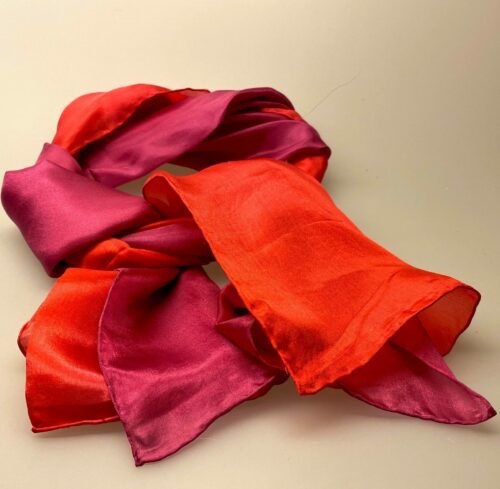 1658-230, Glat silketørklæde 1658 - Rød/pink, rød, varm rød, kold pink, pink, cerise, fuchsia, glat, silke, ren silke, silketørklæde, kor, til kor, kvalitet, lækkert, luksus, flot, smart, silkesjal, skærf, biti, ribe,