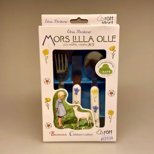 Elsa Beskow børnebestik - Mors lille Ole, barselsgave, dåbsgave, til de små, nostalgisk, emil, børneservice, barnebestik, Mors lille Ole Elsa Beskow service bestiksæt