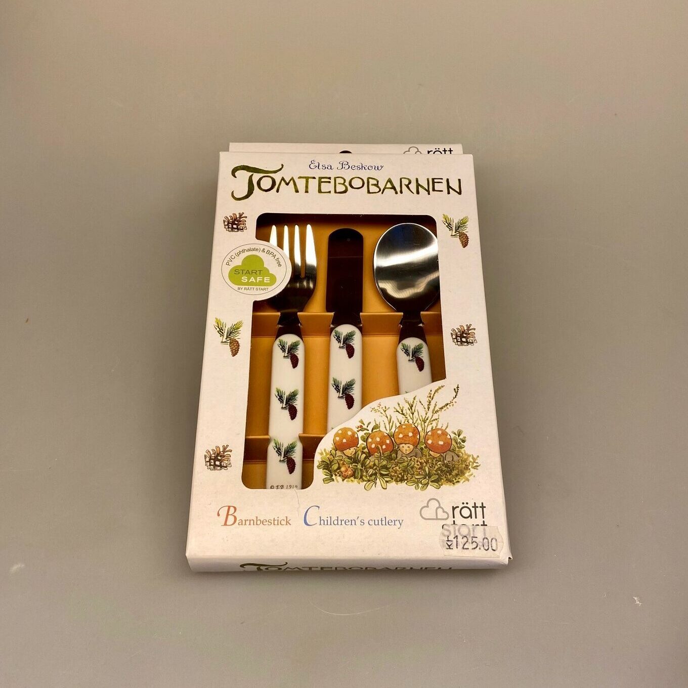 Elsa Beskow børnebestik - Tomtebobørnene, barnedåb, dåbsgave, barselsgave, gaveidé, børneservice, nostalgisk, svensk, emil, astrid lindgren,Elsa Beskow service Børne bestik Tomtebo børnene