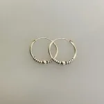 Creoler i Sølv Ø 18 mm Glat Snoning og Kugle, SØ, 060-31, BLT, enkle, simple, stilige, cool, sø, blt, Sølvøreringe, sølv smykker, ørenringe, øreringe, runde, ringe, hoops, creol, creoler, maanesten, stine a, enamel, jane kønig, tilbud, billige, ægte, ren sølv, sterling, 925, bali, boho, nikkelfri, design, dansk,