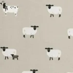 Viskestykke Bomuld med tryk - Får, Forklæde i Bomuld med tryk - Unisex - Får, lam, sheep, sophie allport, marsken, marsklam, vadehavet, græs, enge, dansk, vadehavslam, vadehavsfår, typisk, påskelam, fårehold, fåremotiv, forklæde, til mænd, herrer, damer, smart, flot, lækkert, kvalitet, tryk, engels, praktisk, anvendeligt, nyttigt, gave, gaveide, julegave, køkkenet, køkken, mad,madlavning, finere, kok, bage, den store bagedyst, grill, weber, biti, ribe