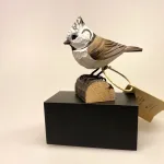 Topmejse, crested tit, mejse, havens fugle,Naturens fugle af træ - Halemejse, long-tailed tit, spurvefugl, danske fugle, fugle i farver, fuglefigur, model, træfugl, træfigur, wildlife garden, decobird, ornitolog, ornitologisk, samler, fugle, fugl, fugle entusiast, natur, den danske natur, fugleliv, gave, gaveide, jeg kigger på fugle, realistisk, naturlig, naturelsker, Biti, Ribe,Naturens fugle af træ - Topmejse