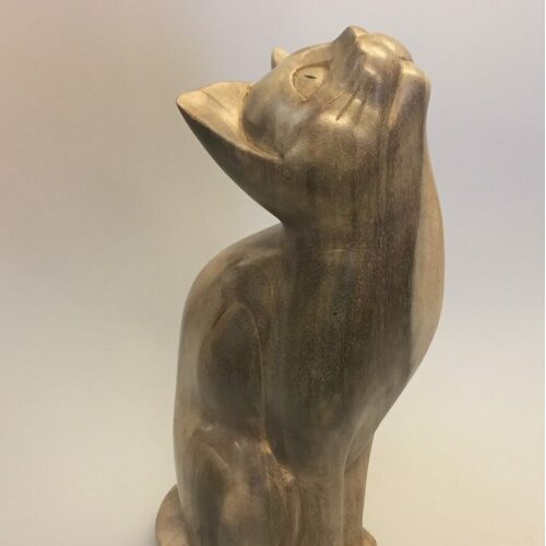 Kat - håndskåret - Kigge Op XL Grå, suar, træfigur, trækat, kat, håndsnittet, håndlavet, træskærearbejde, katte, kattefigur, kunsthåndværk, kunst, katteting, ting med katte, biti, ribe