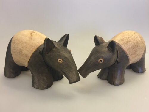 Tapir - Håndskåret af Træ