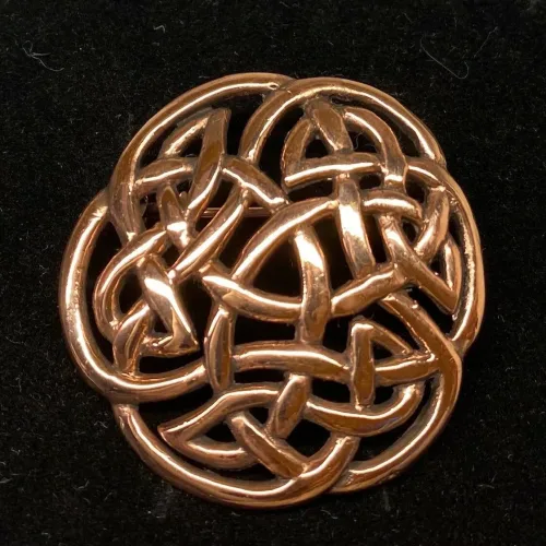 Vikinge broche i bronze - Keltisk flet "Evigheden", fletværk, vikingesmykker, vikinge, danefæ, fund, museums smykker, museumssmykker, kopismykker, ribe, danmarks ældste by, nordisk, mytologi, mythology, biti, thor, mjølner, fenris, freja, odin, frigg, frej, ydun, idun, sleipner,Bronze Vikingebroche - Keltisk flet Evigheden,