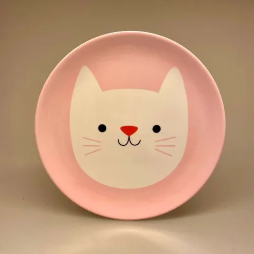 Flad Tallerken Melamin - Kat, børneservice, børnetallerken, tallerken, til børn, piger, lyserød, rosa, kat, kattetallerken, ting med katte, gave, gaveide, barnedåb, dåbsgave, baby, shower, barselsgave, lille ny, smart, billig, miljørigtig, bæredygtig, biti, ribe