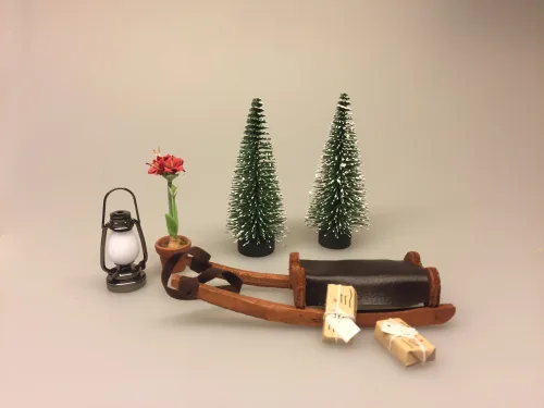 miniature Lygte sølv der kan lyse, batteri, mini, minilygte, staldlygte, dukkehuslampe, lanterne, lygte, miniature, nisselygte, nisselanterne, staldlygte, nissebo, nissedør, nisserne, til nissen, lys i mørket, til, dukkehuset, dukkehusting, nisseting, biti, ribe