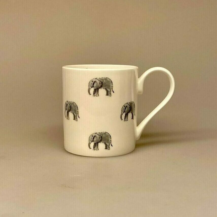 Krus - Ben Porcelæn - Elefanter , Krus - Ben Porcelæn - Elefanter - elefantkrus -elefantkop - elefant - kop - krus - bæger, vilde dyr, savannen, afrika, safari, ting med elefanter, elefantting