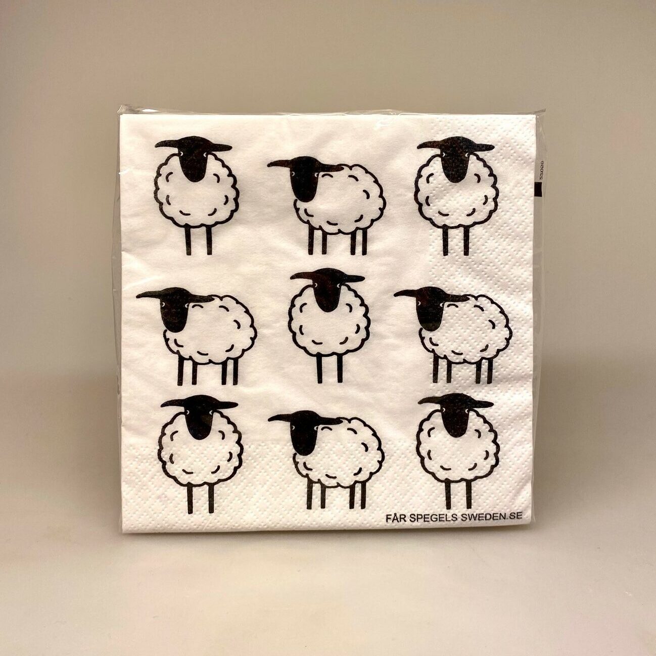 Servietter natur hvide med Får, marsken, vadehavet, nationalpark, souvenir, ribe, vadehavslam, vestkysten, fåreflokke, ting med, får, lam, marsklam, påskeservietter, påskelam, biti