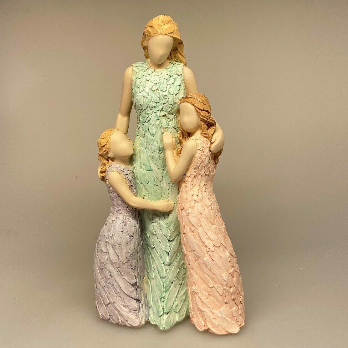 Arora "More than words" - Kvinde med to piger - Special Bond - Arora "More than words" - Kvinde med to piger "Special Bond" - søstre - mor og døtre - Mors Dag - papsøstre - moster - faster - niecer -