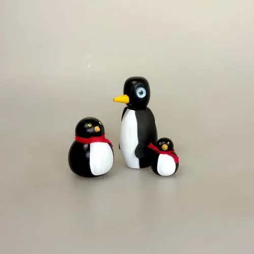 Pingvin - Håndlavet af Træ - Rund , Pingvin - Håndlavet af Træ - Høj, trædyr, fugl, sydpolen, arktis, pinguin, pingvin, træpingvin, figur, design, håndlavet, kunsthåndværk, brugskunst, personlig, gave, gaveide, symbolsk, biti, ribe