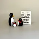 Pingvin - Håndlavet af Træ - Rund , Pingvin - Håndlavet af Træ - Høj, trædyr, fugl, sydpolen, arktis, pinguin, pingvin, træpingvin, figur, design, håndlavet, kunsthåndværk, brugskunst, personlig, gave, gaveide, symbolsk, biti, ribe