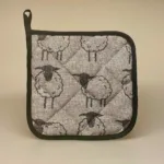 Vævet Grydelap - Bomuld og Hør - Får Sort, Grydelap (1) - vævet bomuld/hør - Får sort/grå, Får, køkken, tekstiler, pot grab, varme ting, madlavning, bagning, vadehavet, nationalpark, marsken, ribe, vadehavslam, marsklam, får, lam, geder, gaveide, praktisk, fin, biti, domkirke,