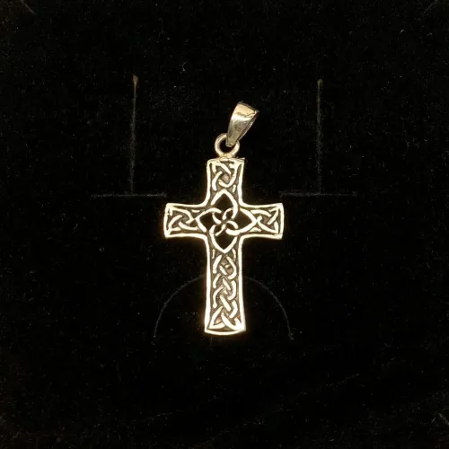 Sølvvedhæng Kors med keltisk flet - de 4 elementer, evigheden, tallet fire, sølvkors, kors, ægte, sterling, sølv, vedhæng, til kæde, halssmykker, vikinger, vikingesmykker, vikingekors, fund, kopi, museums, museumssmykker, kopismykker, udgravning, vikingefund, gamle, ribe, biti
