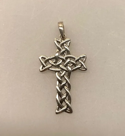 Vedhæng i sølv - Kors keltisk Flet