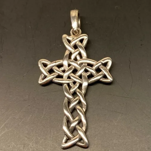Vedhæng i sølv - Kors keltisk Flet