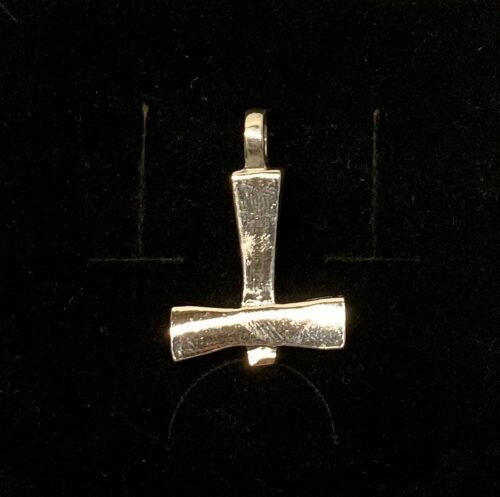 Vikingevedhæng i sølv- Thorshammer massiv med runer