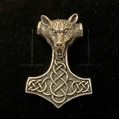 Vikingevedhæng i sølv - Thorshammer med Ulvehoved, ulv, ulve, fenris, fenrisulven, mjølner, thorshammer, stor flot, kvalitet, billig, ægte, original, sterling, sølv, vikingesmykker, museums, smykker, vedhæng, fund, gamle, guder, nordisk, mytologi, tro, vikingtiden, rollespil, ribe, bitii