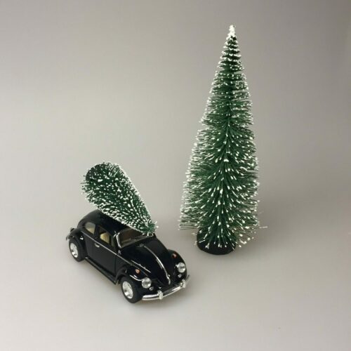 VW Folkevogn "bobbel " classic med juletræ på taget - Sort