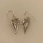 Vikingeøreringe i sølv - Slange dråbeformet, slange, midgårdsormen, aser, asatro, gamle, nordiske, guder, vikinger, vikingesmykker, vikingefund, fund, udgravninger, Ribe, vikingeby, museumssmykker, ægte, originale, museums, smykker, sølvsmykker, øreringe, ørehængere, øresmykker, hænge, biti, vadehavet, mytiske, fabeldyr, Lokes søn, udgårdsloke, loke, slangen, ragnarok