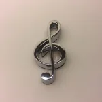 Brevvægt magnetisk - G-nøgle, Node, musik, musiker, music, lover, musikelsker, dj, instrument, opera, spotify, symbolsk, gave, koncert, billetter, gavekort, invitation, jam, konservatoriet, student, lille, gave, gaveide, biti, ribe, flot, fin, kvalitet, taskevedhæng,