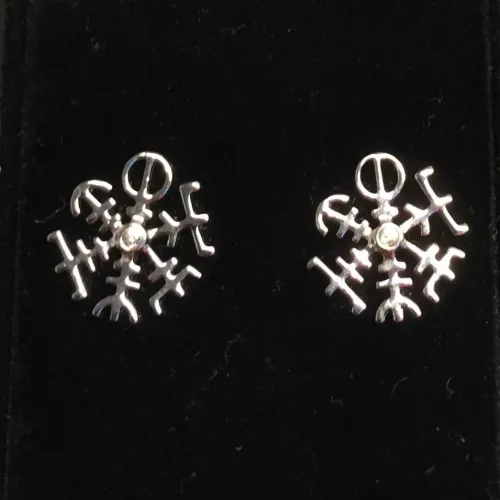 Vikingeøreringe Sølv Ørestikkere - Vejviser amulet, beskytter. beskyttelse, skytsengel, amulet, passer på, hjælper, vikingesmykker, vikingeøreringe, museumssmykker, museums smykker, kopi, oldnordisk, vikinge, vikinger fund, ægte sølv, sterling sølv, nikkelfri, flotte spændende, interessante, historiske, kopi smykker, biti, ribe, nordisk, mytologi, asatro, symboler, symbolik, historiske smykker, vikingetiden